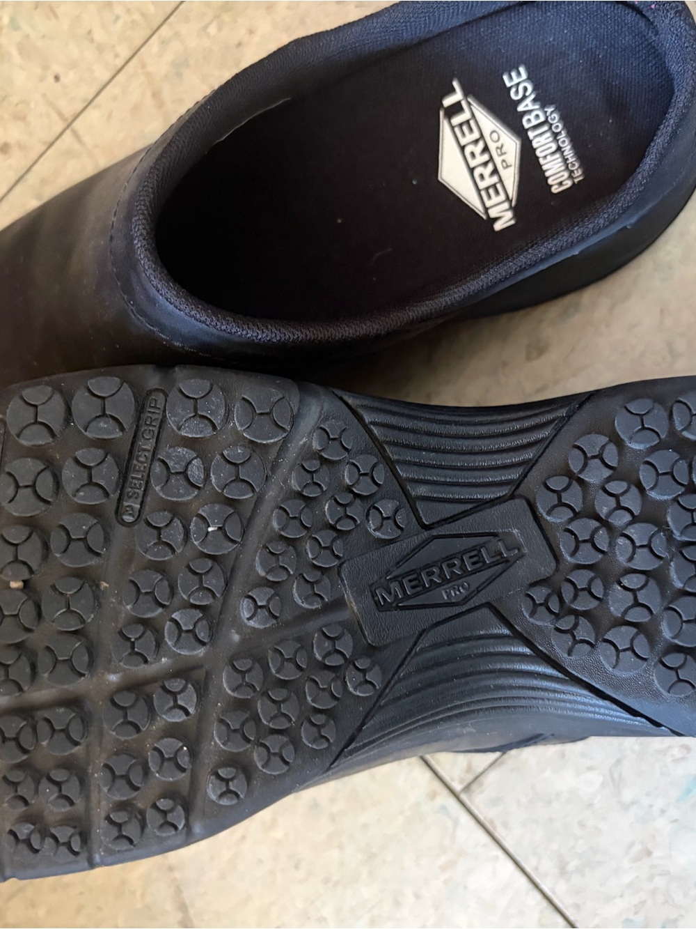 Merrell Women's Black Leather Slip-On Clogs — Casual Work Shoes. - Picture 2 of 3